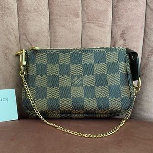 mini pochette louis vuitton
